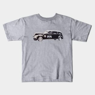 Howard's Studebaker Hearse Kids T-Shirt